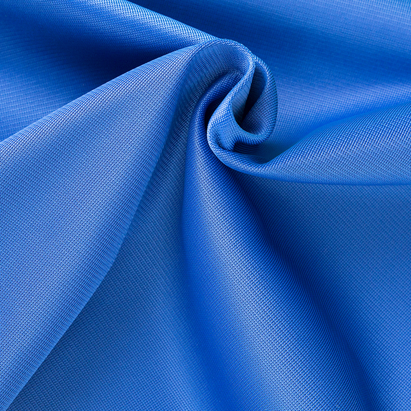 What Are The Characteristics Of Knitted Warp Knitted Fabrics?